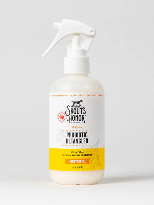 Skout's Honor Probiotic Detangler 8oz - Honeysuckle